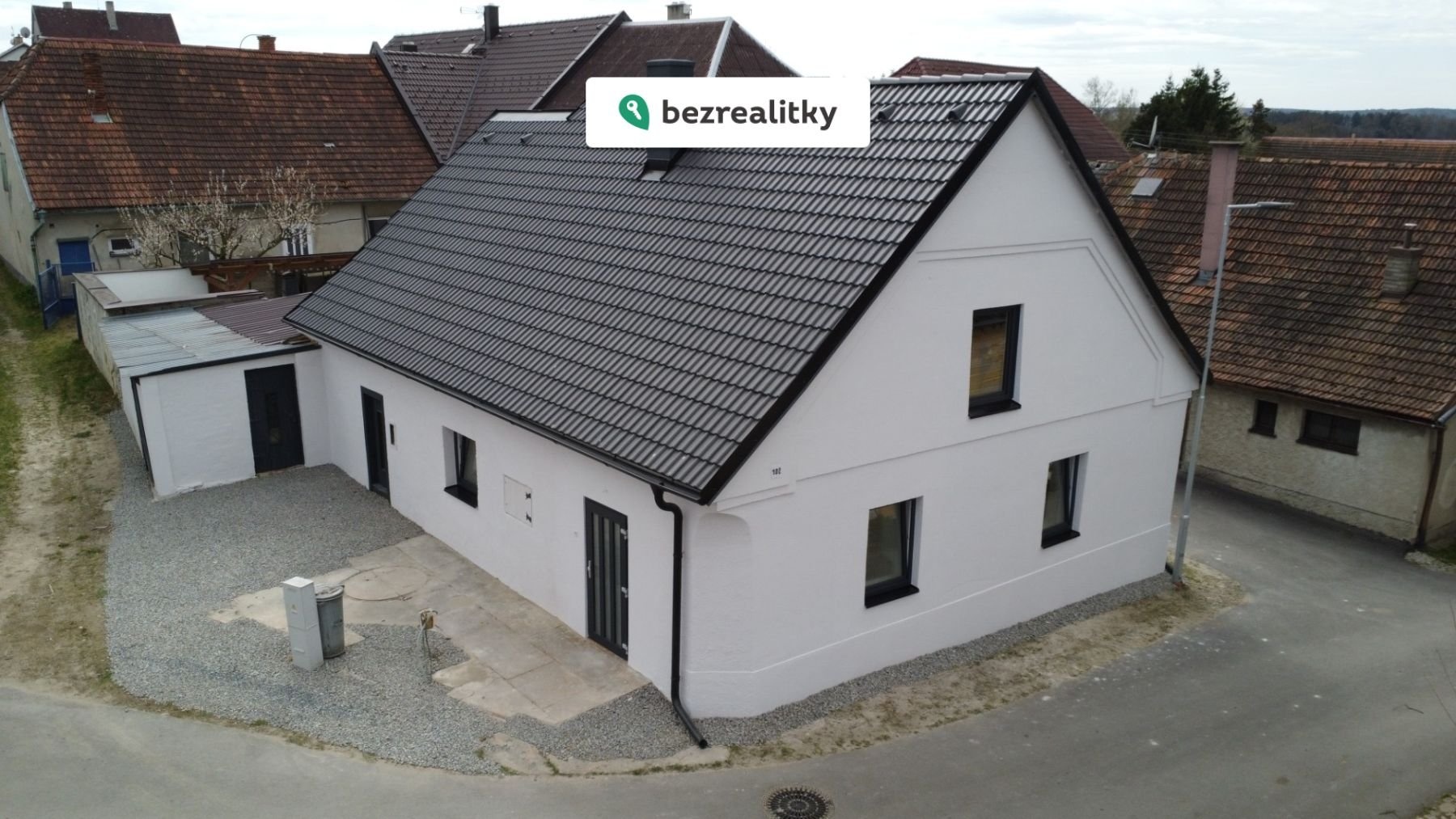 1744565469-bbfvyirunl-1