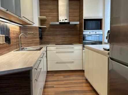 Prodej bytu, 4+1, 91 m² obrázek
