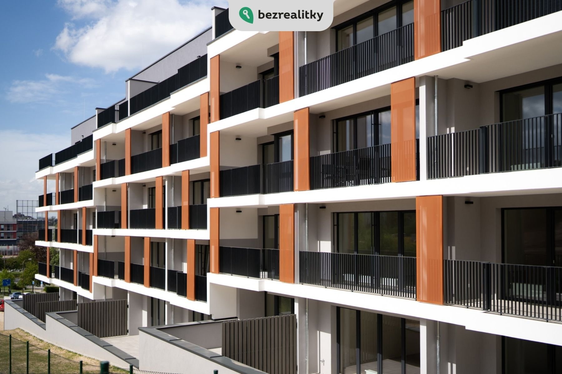 1745779334-xhwomtbrfx-a7306955