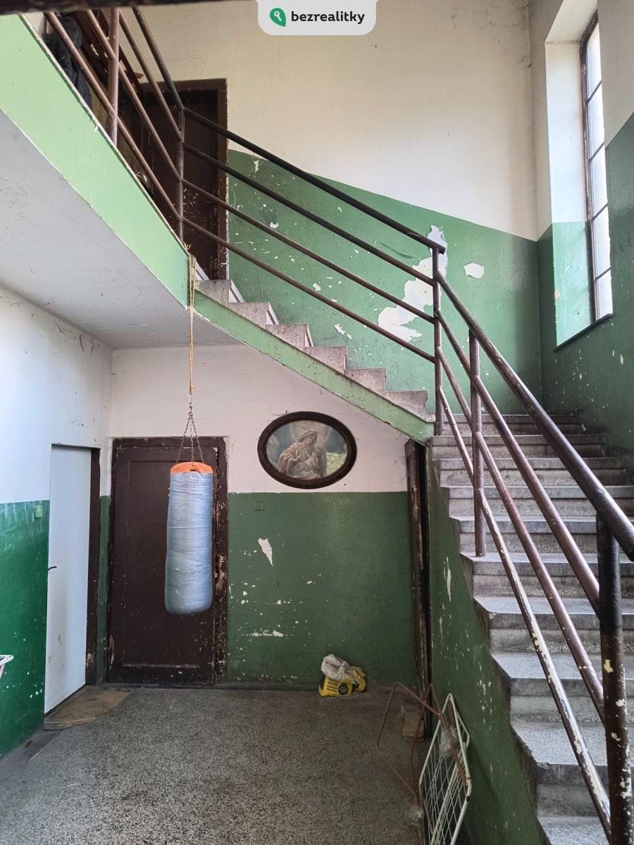 1745987959-cyadfiwbds-img-20250423-094616245-hdr