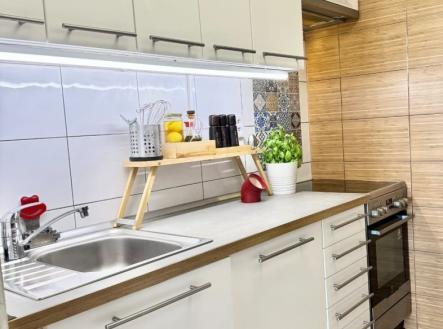 1746987724-sgejiaqnig-img-4273 | Prodej bytu, 3+kk, 77 m²