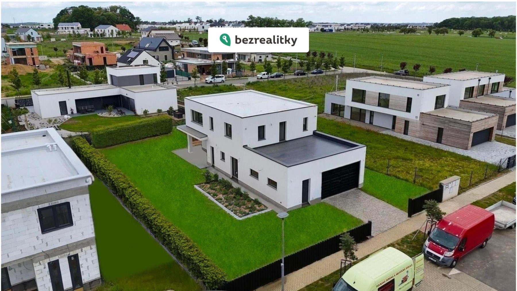 1750060595-yycsokcdwf-hotovy-cc-81-exterie-cc-81r