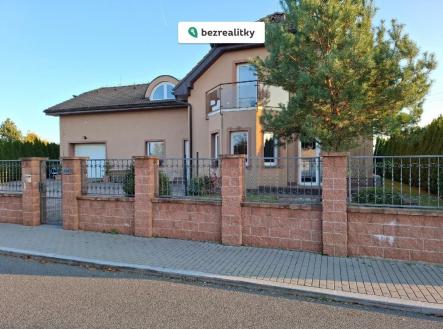 1774426413-drydzyuyzg-sta-c5-been-c3-bd-soubor-281-29 | Prodej - dům/vila, 290 m²