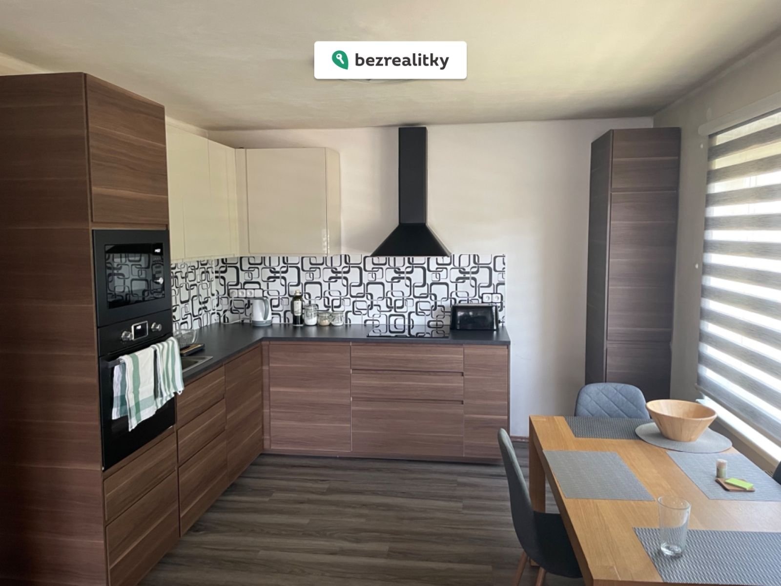 1751892787-sxcsnftvbg-img-8945