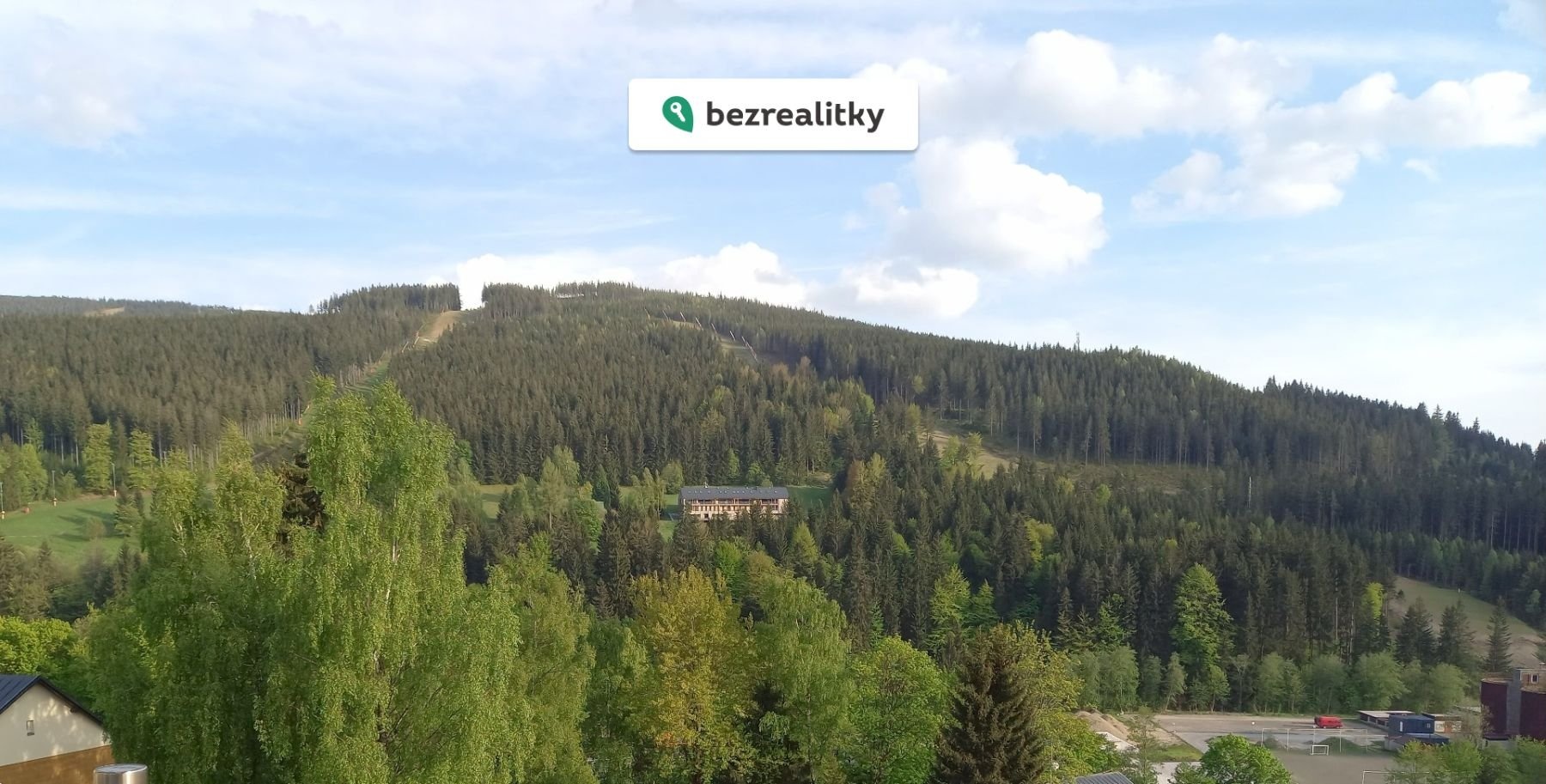 1752218053-xfvuwiaecr-20250514-183805