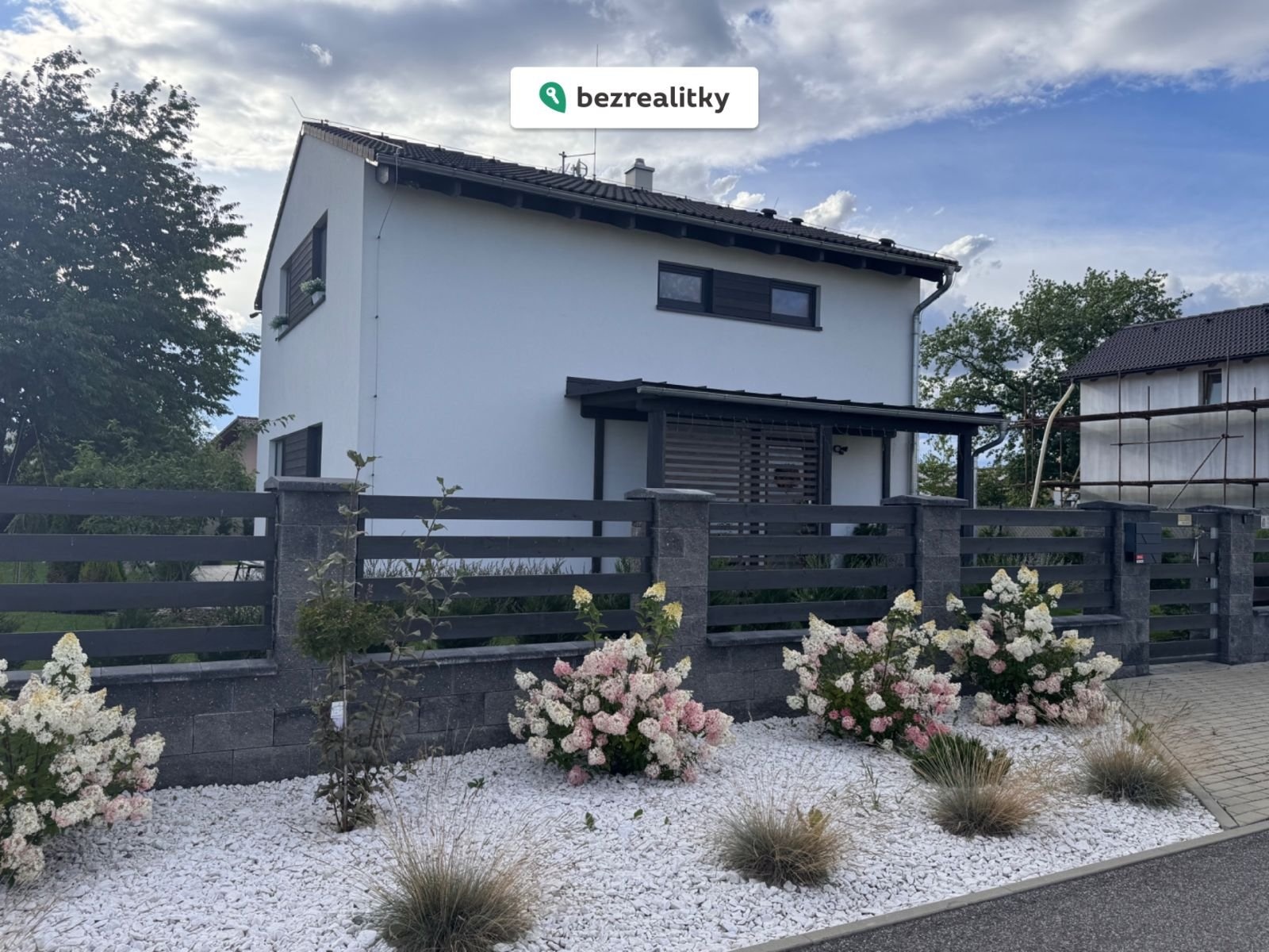 1753294071-phwewknnax-tempimagewfdcy6