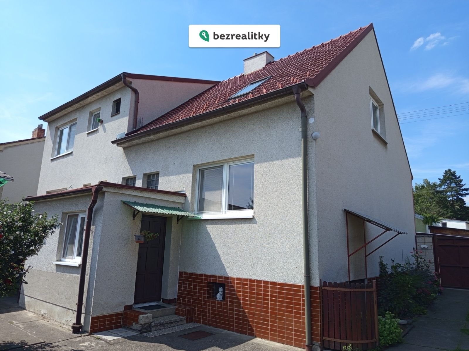 1753607978-lomxwglrwn-2