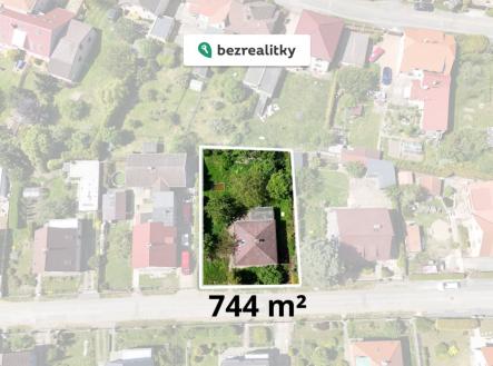 Prodej - pozemek pro bydlení, 744 m² obrázek
