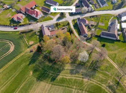 Prodej - pozemek pro bydlení, 939 m² obrázek