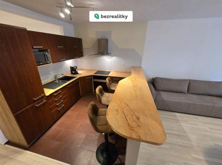 1754472922-zgnrxmkyww-20250708-154429 | Prodej bytu, 1+kk, 63 m²