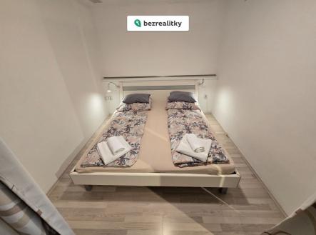 1754472921-whwveeluxd-20250708-153901 | Prodej bytu, 1+kk, 63 m²