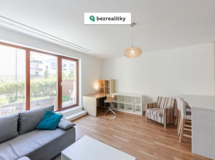 1754633741-uqmpemqmjh-dma-1972-hdr | Prodej bytu, 1+kk, 44 m²