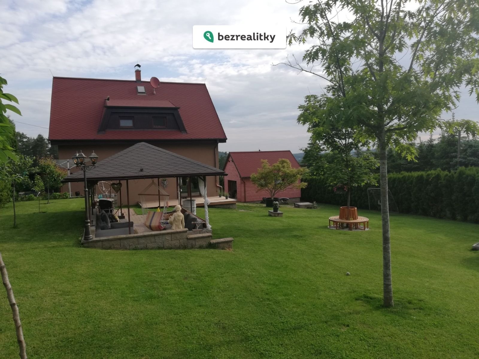 1754923927-rvwrfgqdjz-zahrada-2