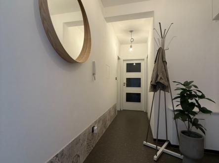 1756881296-qfneiemikx-image0 | Prodej bytu, 2+kk, 58 m²