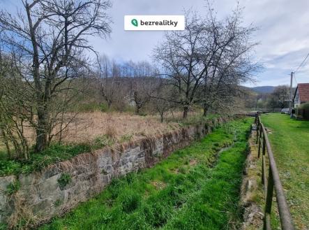 1756994254-kphkiwlbdw-20250413-111624 | Prodej - pozemek pro bydlení, 713 m²