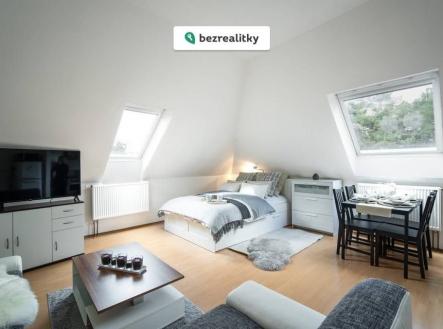 1757089096-oquiiyeuow-491472169-10232785717844386-346616303147230587-n | Prodej bytu, 1+kk, 51 m²