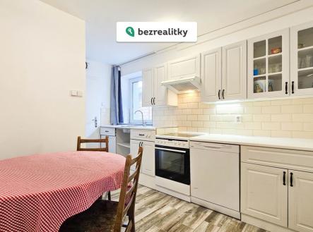 1759759276-ngwawcciiw-kuchy-c5-88-3 | Prodej - dům/vila, 146 m²