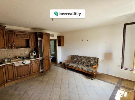 1752948141-zfbhluxbre-01-ob-c3-bdv-c3-a1k-s-kuchyn-c3-ad | Prodej - dům/vila, 212 m²