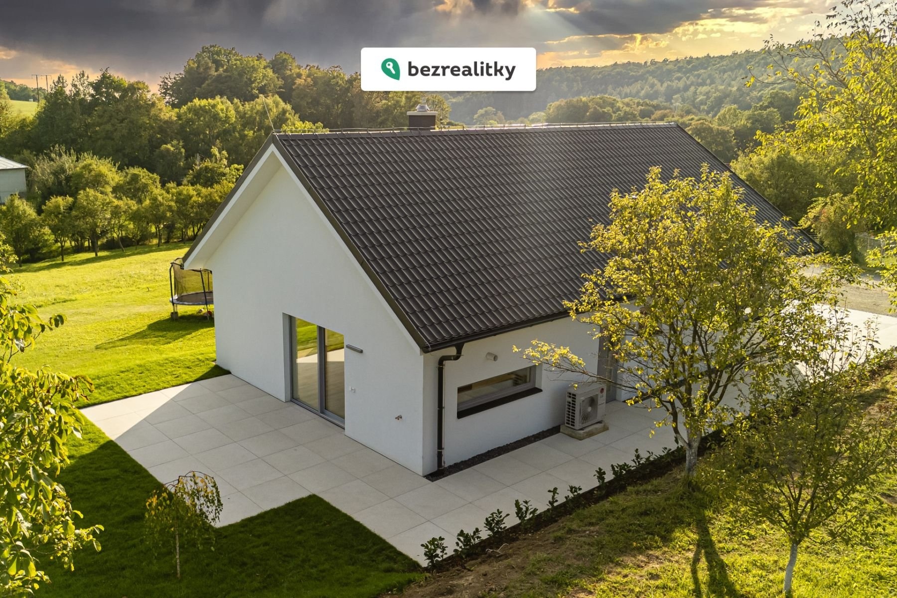 1758039740-wiechdsylg-1