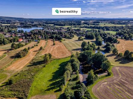 Prodej - pozemek pro bydlení, 2 102 m² obrázek