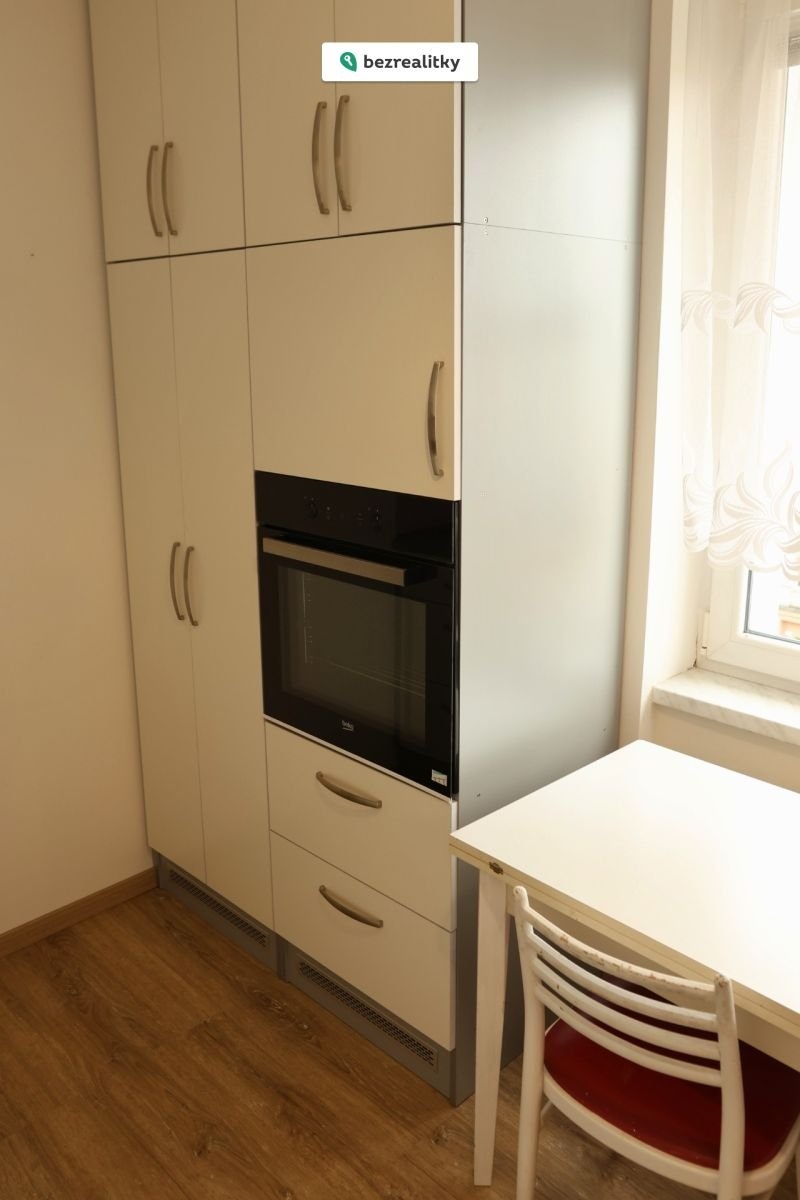 1758462247-sttxddazib-7k3a8540