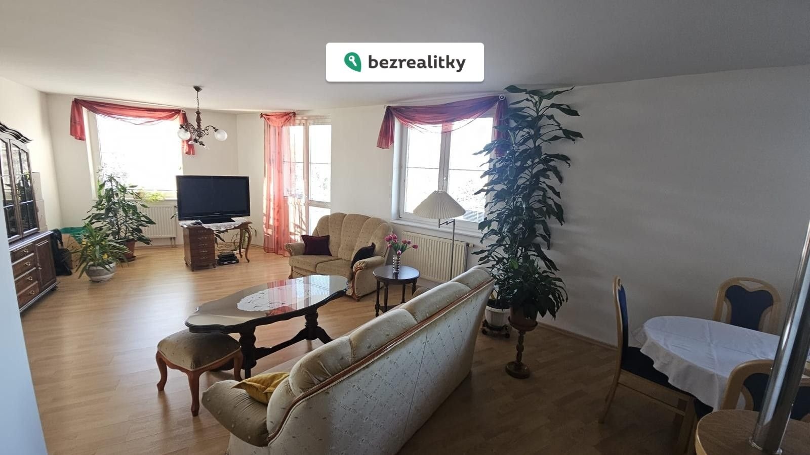 1759086591-lbpixoweiv-photo-2025-09-28-11-34-06-282-29