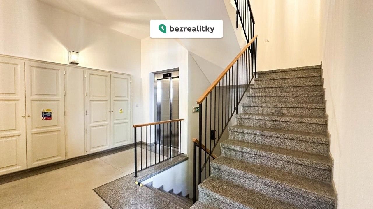 1759236460-rkbpsiisil-d3747867-a4ef-428a-beae-711e826a515a