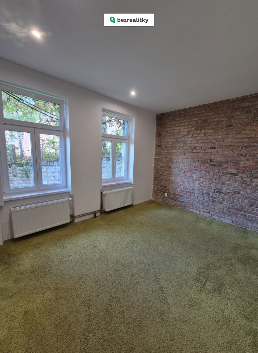 1759427336-vtbhewjwjz-1087631395-20250918-163618-4905797-resized