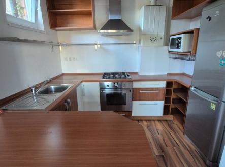 1759427332-jfbfnwnjab-1088554916-20250918-164042-4288154-resized | Prodej bytu, 2+1, 95 m²