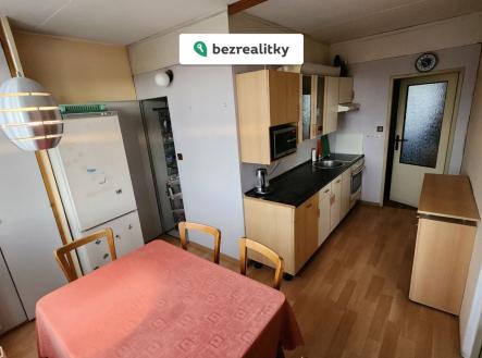 1759782953-almdwzkwoj-20251006-164759-resized-1 | Prodej bytu, 3+1, 82 m²