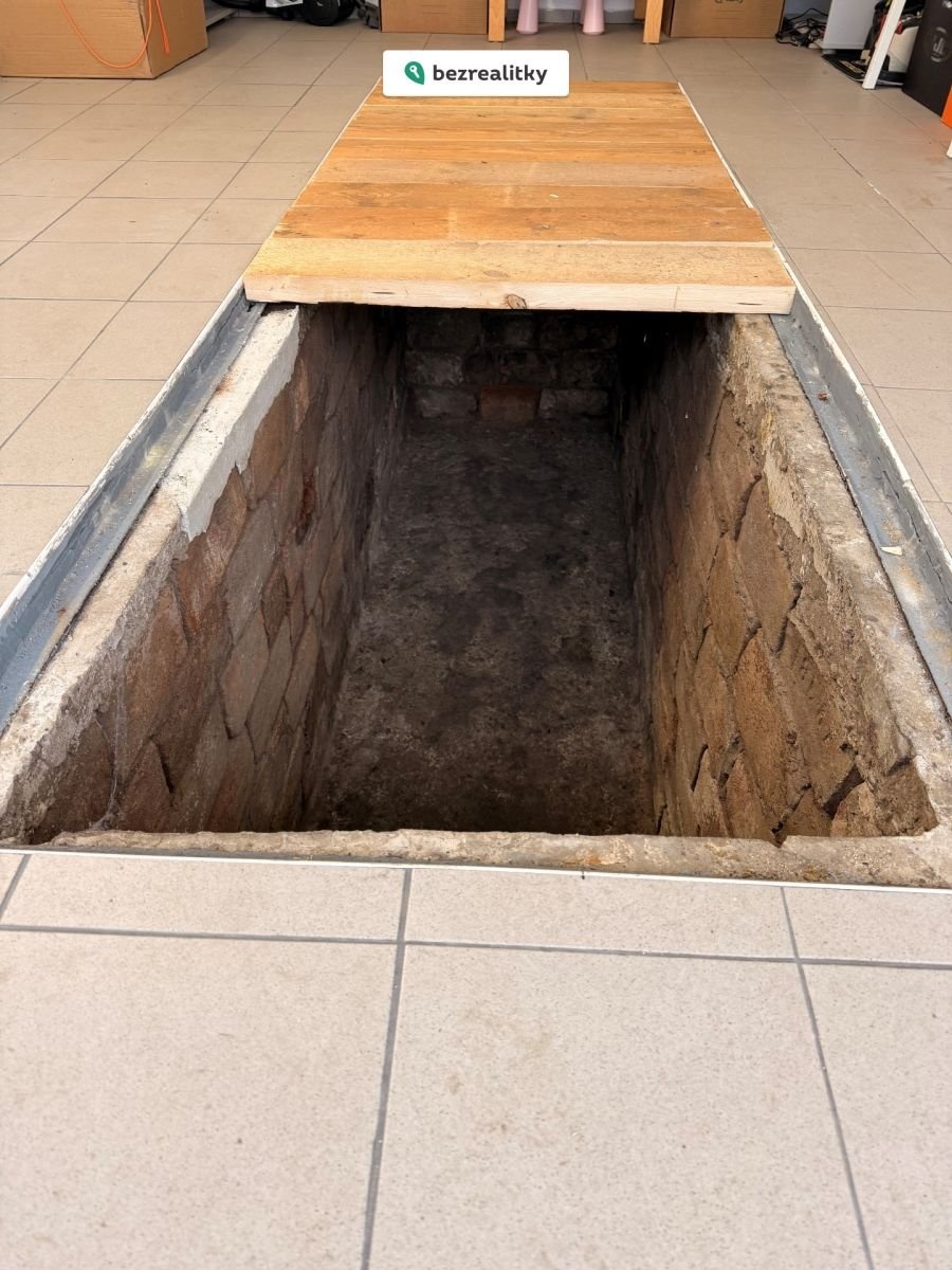 1760275618-qwvuawirgg-3