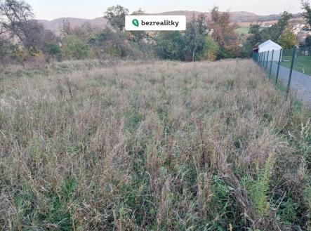 1761567358-rqaodwxsfu-foto-1 | Prodej - pozemek pro bydlení, 942 m²