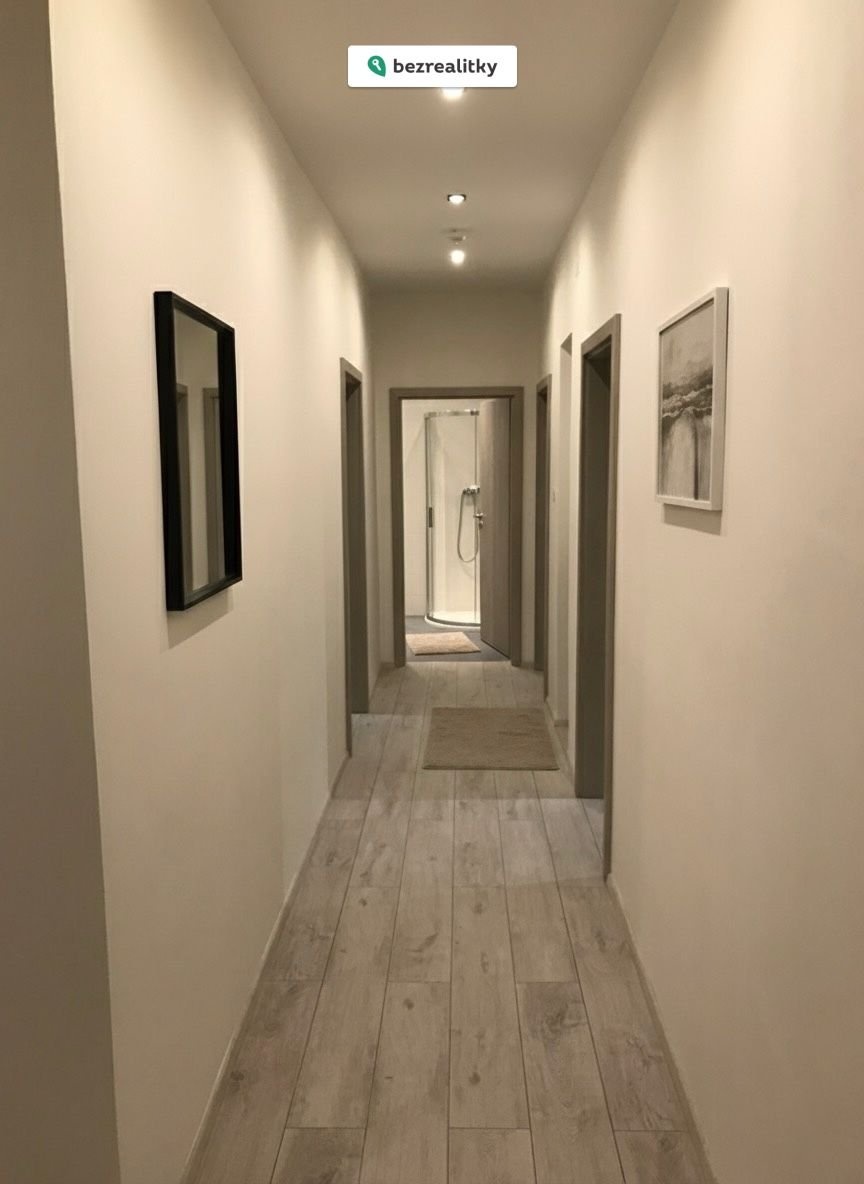 1761376678-klqvvnrndv-img-1400