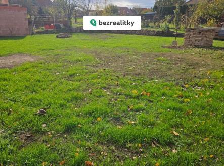 1761811267-bsqtkbsfnn-20251026-105103 | Prodej - pozemek pro bydlení, 1 018 m²