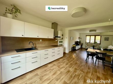 1762115349-jhacysodlj-4kk-kuchyne | Prodej - dům/vila, 420 m²