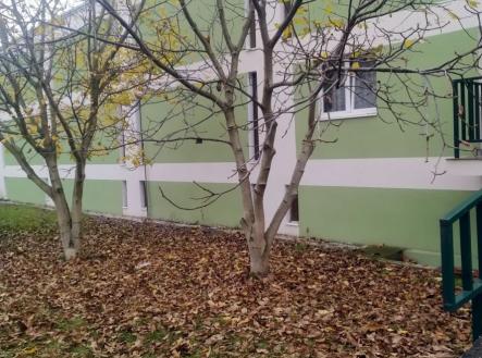 1762169943-ahailbylnu-img-20251022-165838 | Prodej - malý objekt/garáž