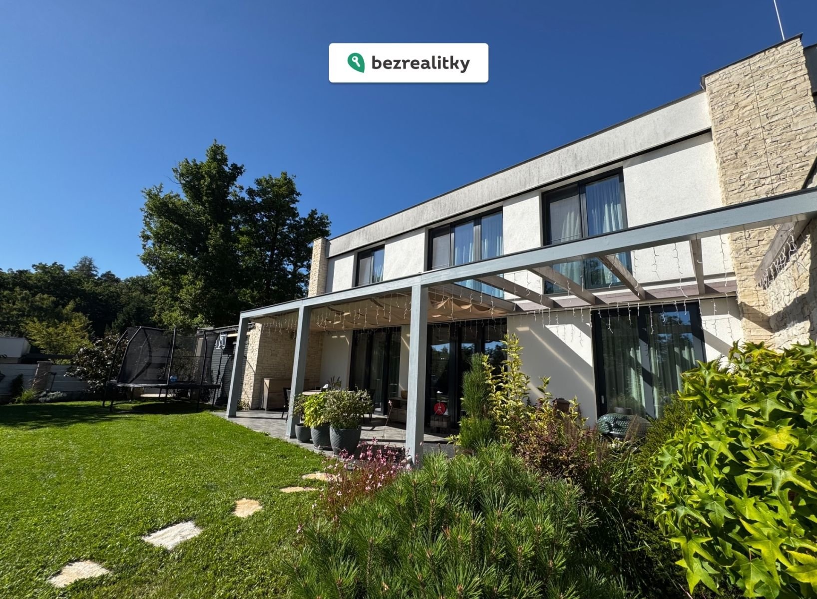 1762177585-rfpeddczju-img-9119