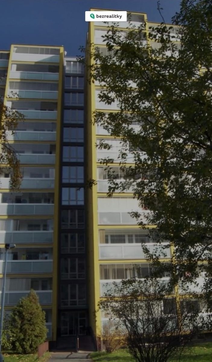 1762248454-nczjxygoye-panelak-2