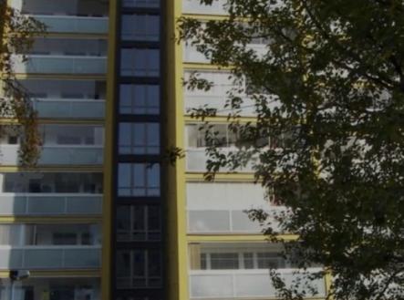 1762248454-nczjxygoye-panelak-2 | Prodej bytu, 3+kk, 72 m²