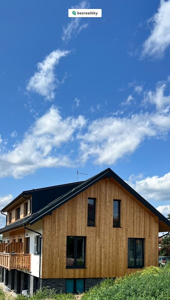 1762379012-tjlvbcutom-img-2706