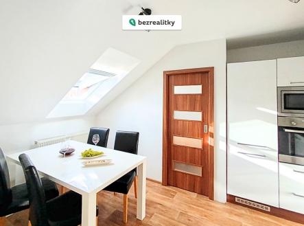 1762513912-iurhnhhftq-kuchy-c5-88-3-8-2 | Prodej bytu, 3+1, 237 m²