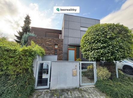 1762787296-wnmuwqzlnd-celni-pohled | Prodej - dům/vila, 197 m²