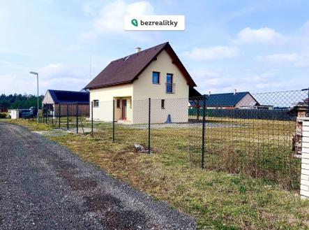 1764056556-xrxznqconi-whatsapp-image-2025-0h3-17-at-12-33-48 | Prodej - dům/vila, 153 m²