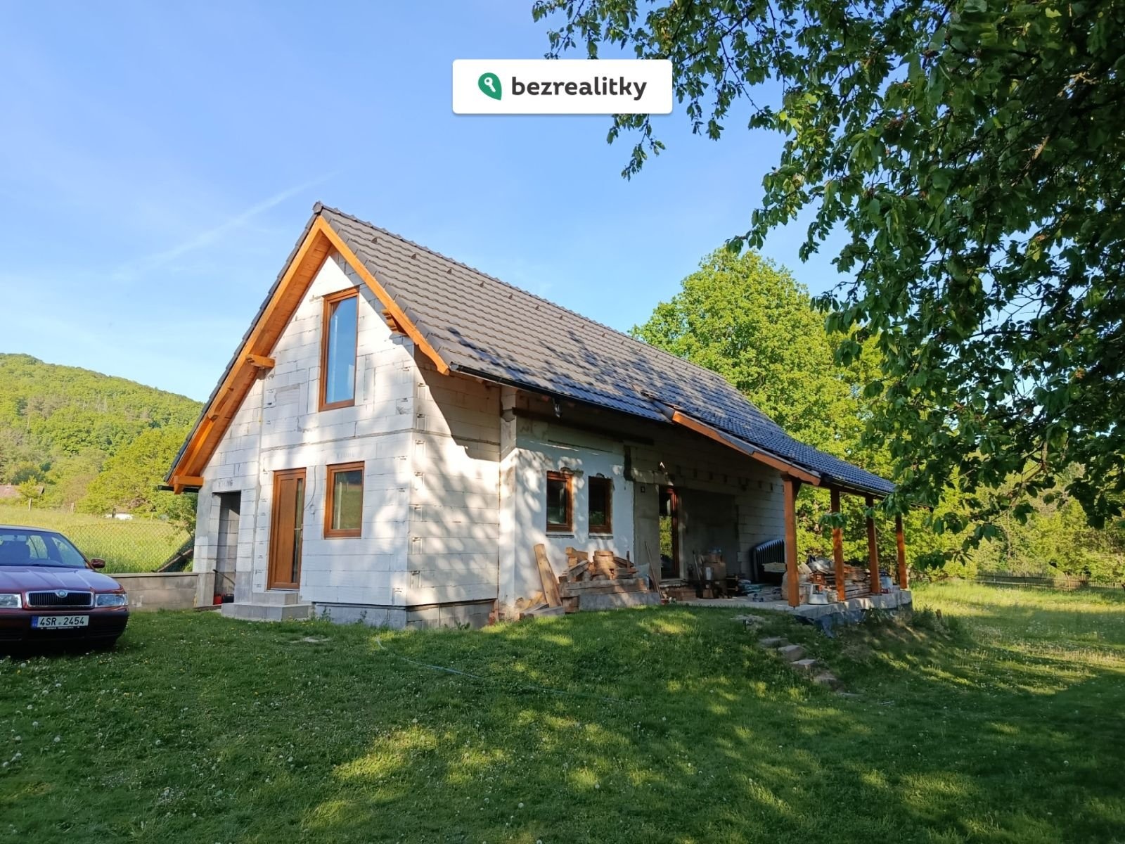 1762851444-viwlfkvpuz-img-20250513-180443