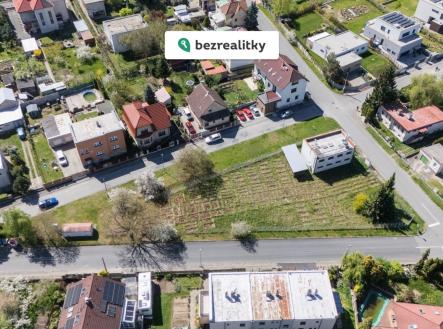1762852596-eedlkfubyo-dji-20250422120232-0483-d-pegac | Prodej - pozemek pro bydlení, 1 006 m²