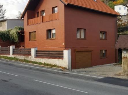 1762936619-ahrlaazdvm-dum | Prodej - dům/vila, 300 m²