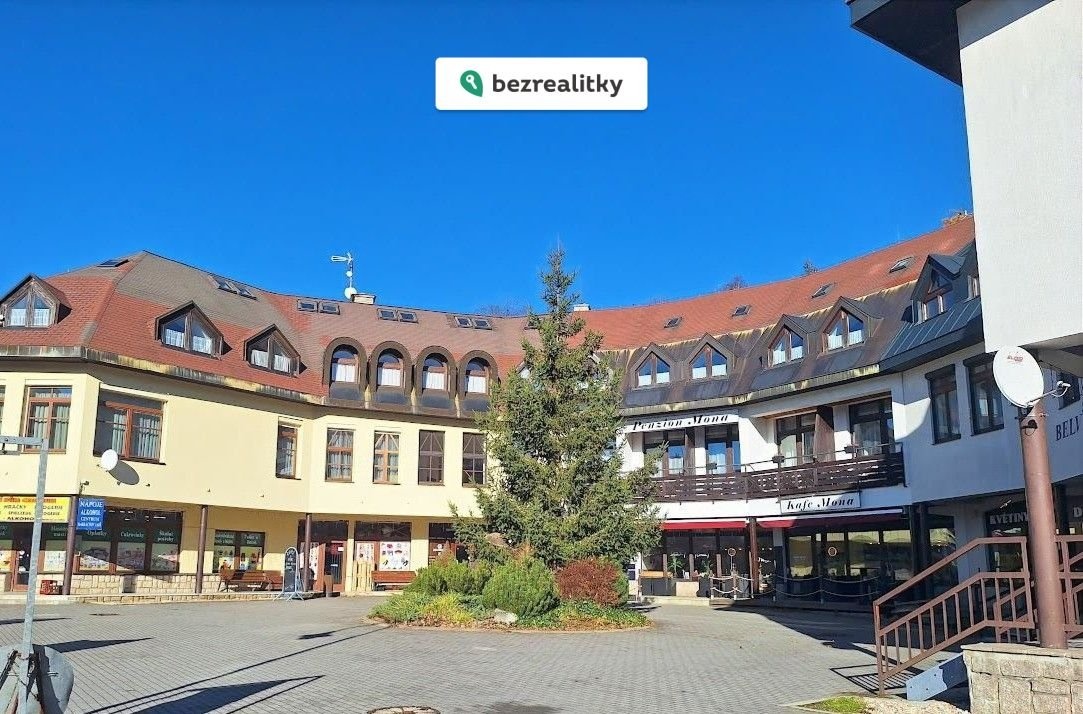 1763059695-qhfeemvgef-1