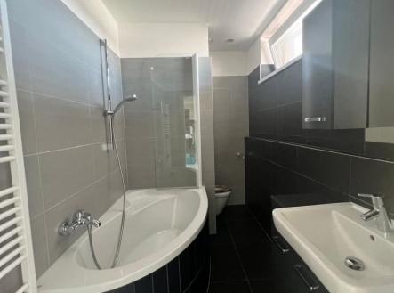 1763475184-vejoeuddey-d6f53904-473b-43ab-afea-fed980bb138f | Prodej bytu, 2+kk, 52 m²