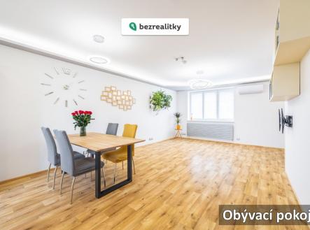 1763477730-xegultdzgz-030-obyvak-8y7a7603-hdr | Prodej - dům/vila, 202 m²