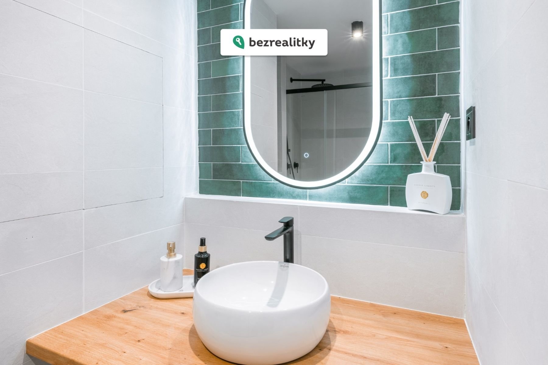 1763538861-glqjsqbdkk-2025-10-23-vi-cc-81tkovicka-cc-81